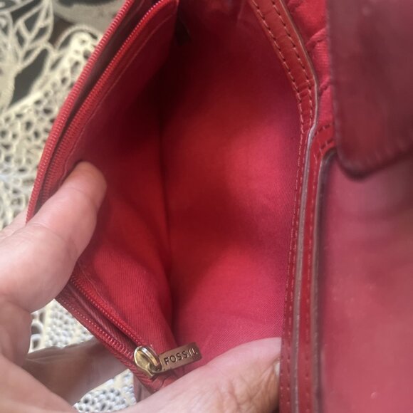 Fossil Vintage Crimson Red Wallet Genuine Leather Tri Fold Snap - Picture 11 of 15